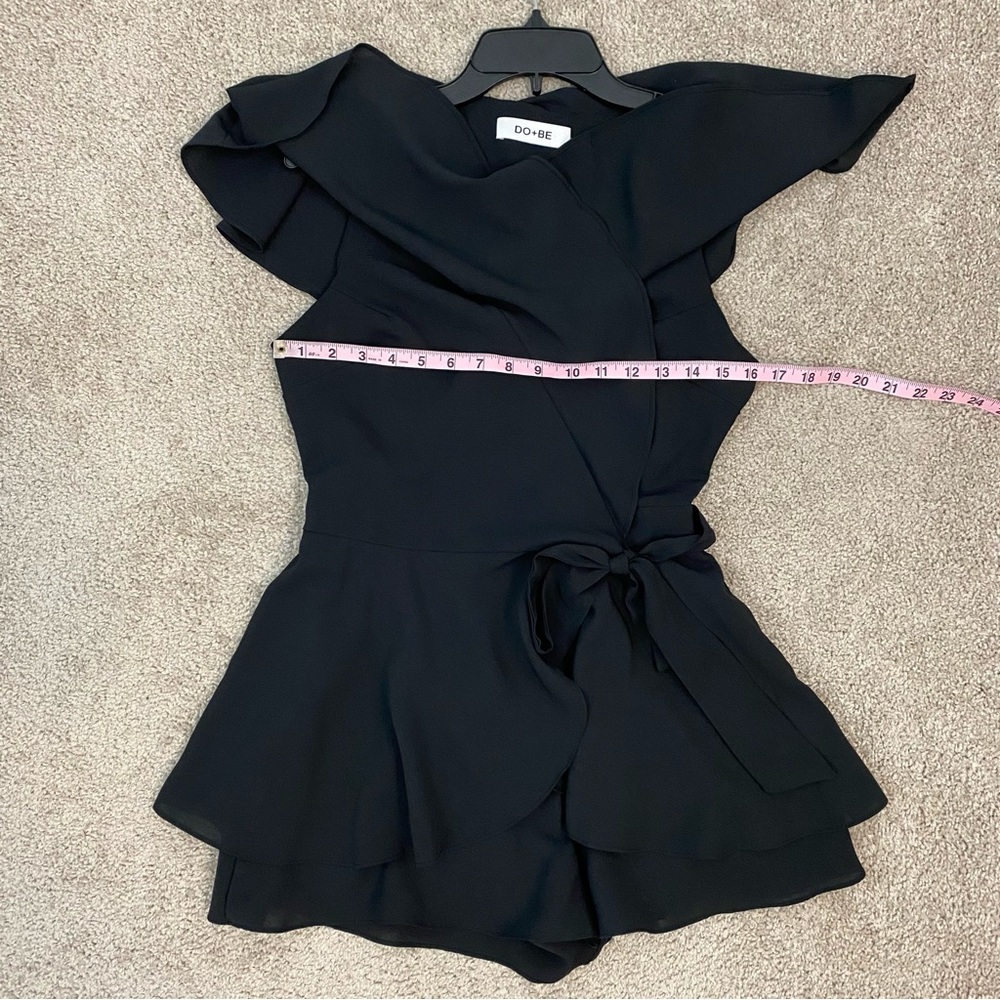 Do+Be Aldrin Backless Wrap Skort Romper Black S - Picture 7 of 9